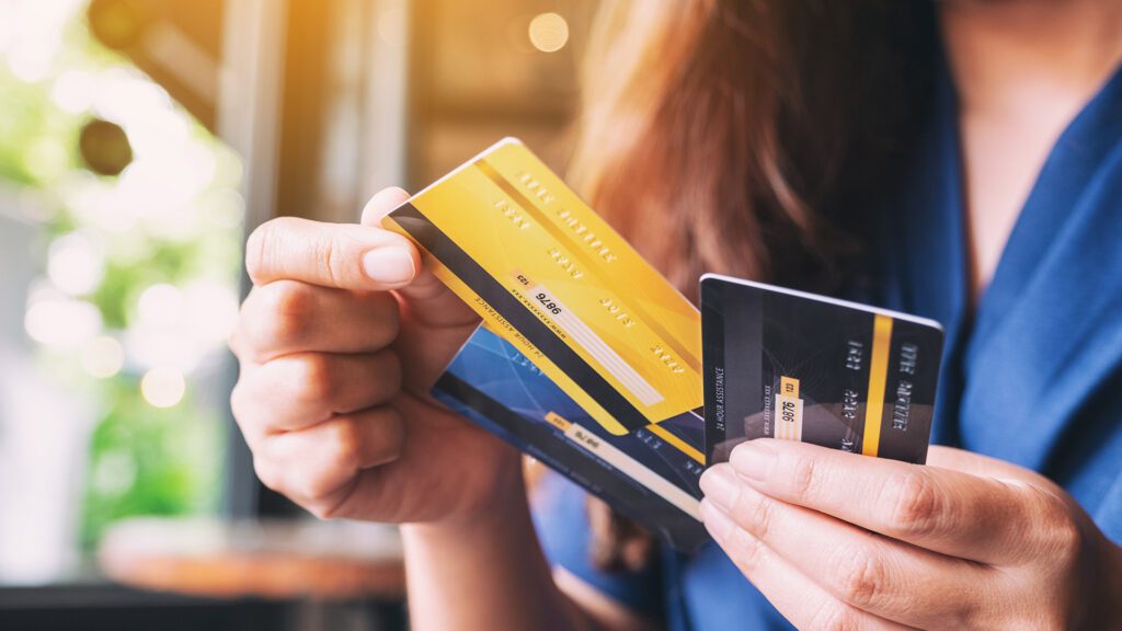 ¿Son legales las tarjetas revolving?