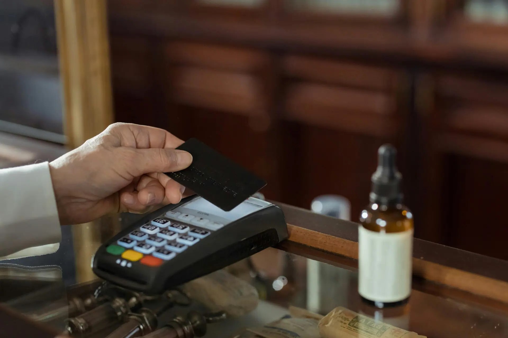 Cómo saber si has pagado de más por una tarjeta revolving